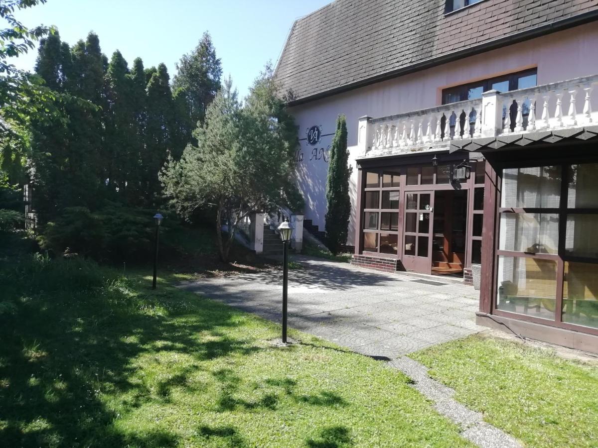 Villa Andy Praga Exterior foto